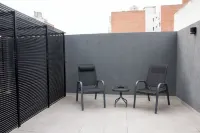 Excellent apartment with patio, Independence Park