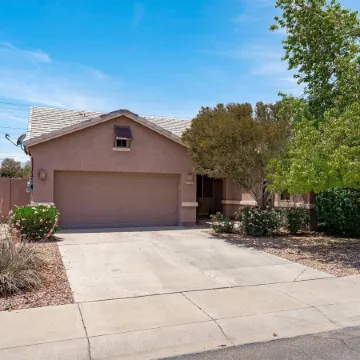 Desert Breeze/Heated Pool/Hot Tub/Wifi