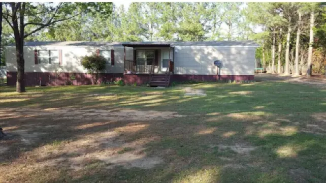 Spacious 3 BD/2 BA home close to 69 and 9A Hwy