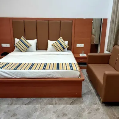 Shree Vaidehi Bhawan Hotels near Shri Sridhar Dham (Sri Das Hanuman Devsthan)