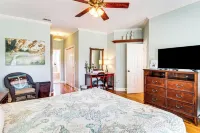 Spacious Tybee Island Retreat w/ Private Pool - balcony