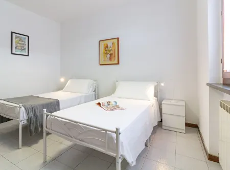 La Casa Di Nico by TuscanyWeGo Отели рядом с достопримечательностью «Parrocchia Dei Ss. Maria Assunta e Jacopo Maggiore di Lammari»