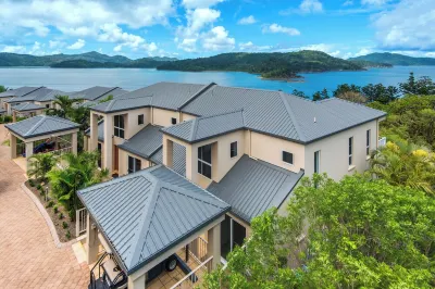 La Bella Waters 6 - Hamilton Island. 해밀턴 섬 주변 호텔