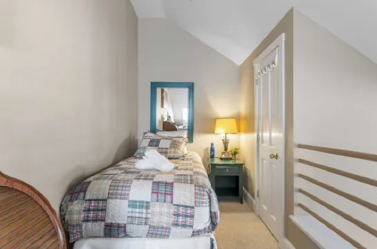 藍梅薩旅館40C，由Avantstay提供，滑進/滑出單元，帶陽台！