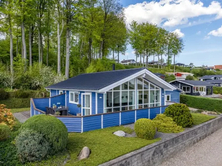 "Jelke" - 500m from the sea