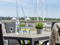 "Skade" - 10m from the Sea