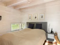 "Diderik" - 5m from the sea