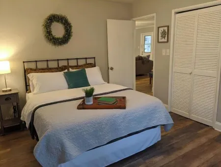 Gold Dust Delight - Cozy Cottage In The Woods