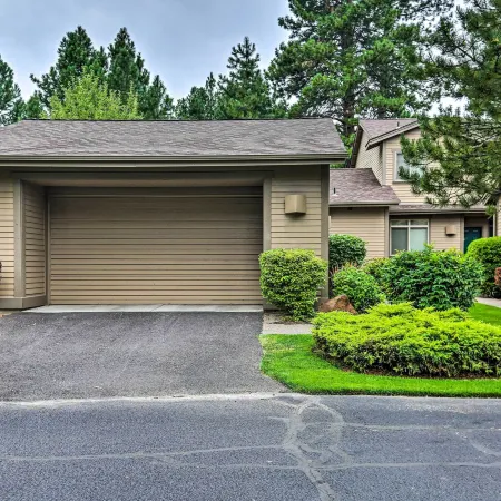 Mountain-Modern Unit Golf, Hike, Ski and More!