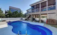 Come Seas the day at this beautiful beach house! - Pools