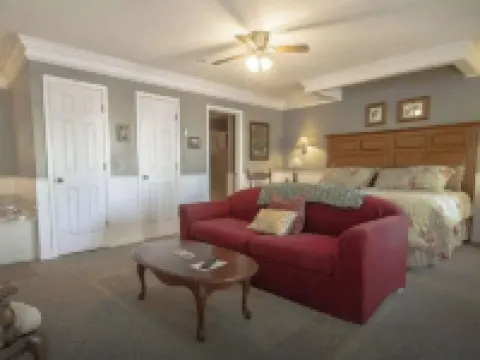 Dickey House, Carriage Suite 馬什菲爾德酒店