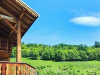 Chalet with nice view, garden and hot tub. Ideal for skiing and cycling! Hotels in Valloire