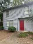 Cozy retreat in Athens - convenient location, walk to Five Points, close to UGA.