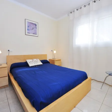 Apartment in Roses with Sea Views & Pool