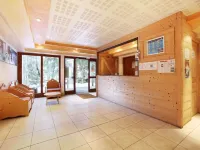 Cosy Ski Apartment w/ Pool