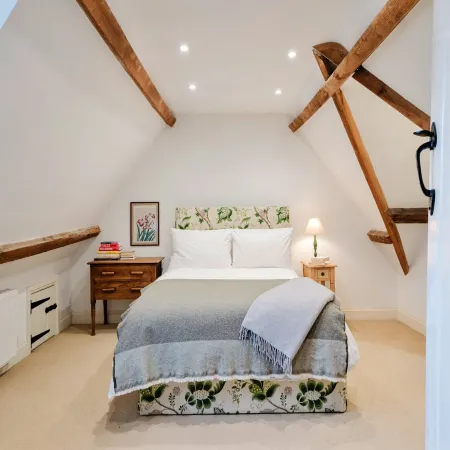 Cottage in Painswick near Cotswold Way