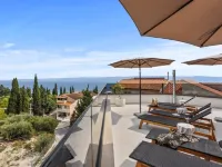 Three-Bedroom Penthouse Apartment - Apartments