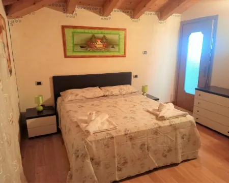 Marone Apartment with Pool Hotels in Marone