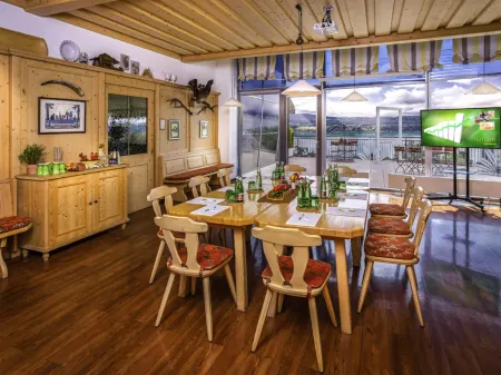 Ibis Woerthersee Отели в г. Ossiach