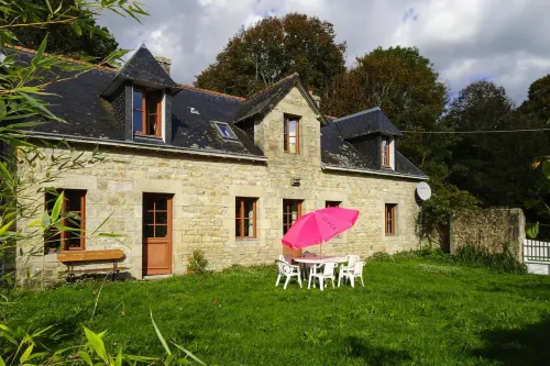 Apartment in Bénodet near Sandy Beaches