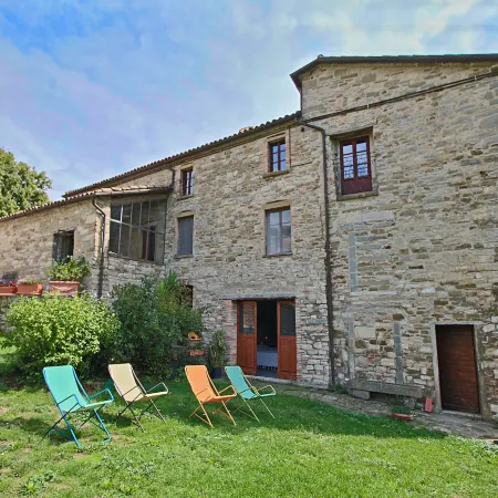 Holiday Home in Apecchio with Pool & Terrace