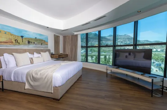 AUREA Hotel