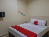 RedDoorz Near Kantor Walikota Bontang PT. Distrindo Pratama Sejahtera 주변 호텔