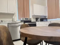 The Harrison F / Steps from Riverfront EVV 1BR/1BA Downtown Apartment