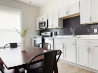 Cherry Street Retreat A