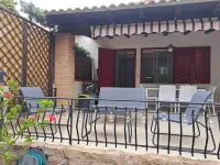 ThirtyOneB small villa in private village, 5 minutes walk from the beach