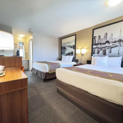 Super 8 by Wyndham Guelph Hotels near Alumni Stadium