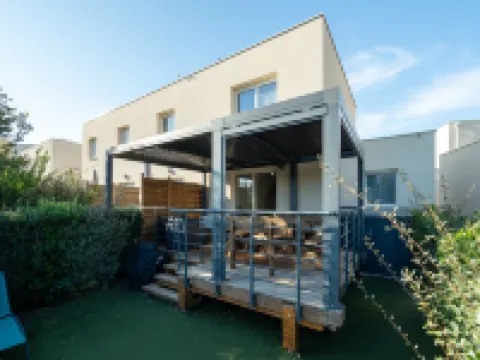 Spacious Villa by Valras Beach