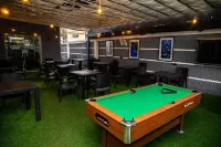 Buddiez Hotel & Resort - 3-Star