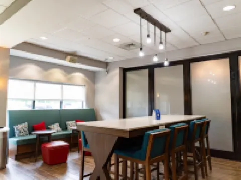 ハンプトン  イン ターナーズビル (フィラデルフィア エリア) グロスターのホテル