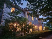 White Princess 후토 주변 호텔