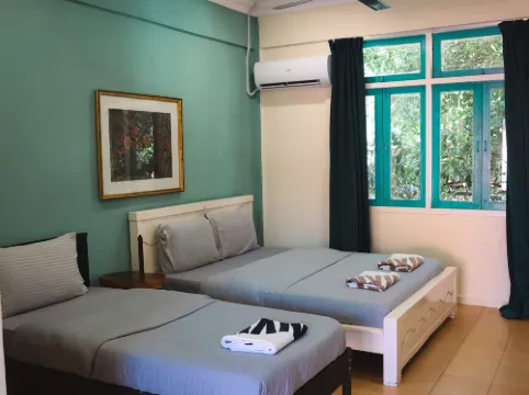 Papaya Resort