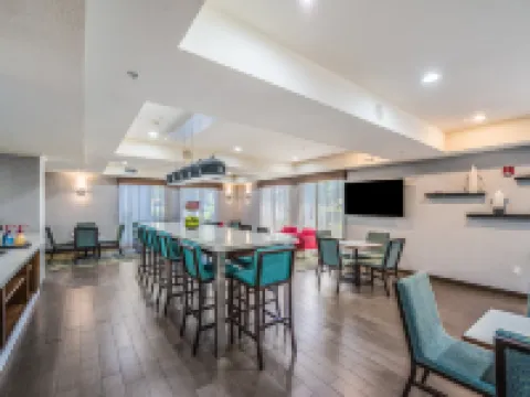 Hampton Inn Oakland/Hayward Hotels in Hayward