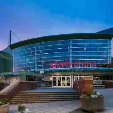 Holiday Inn Express & Suites EVERETT by IHG Hotel Exterior