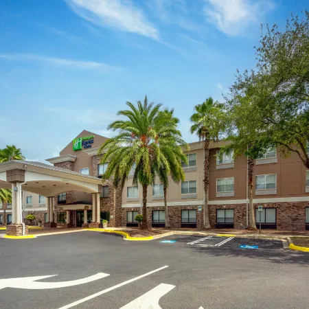 Holiday Inn Express & Suites JACKSONVILLE - BLOUNT ISLAND by IHG
