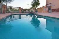 Holiday Inn & Suites GOODYEAR - WEST PHOENIX AREA by IHG Hotels in Goodyear