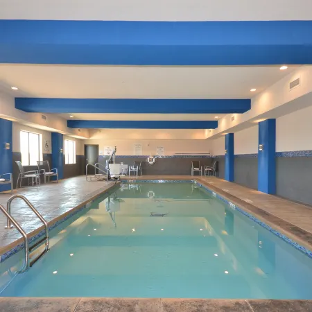 Holiday Inn Express & Suites OKLAHOMA CITY MID - ARPT AREA by IHG