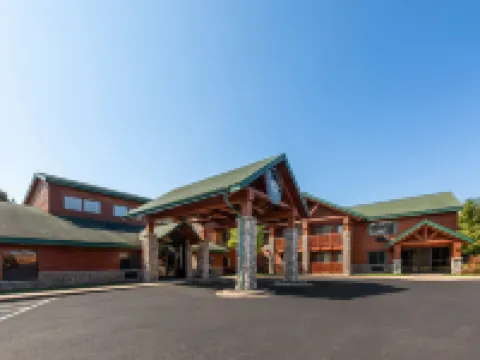 謝爾萊克山林小屋，Travelodge by Wyndham 謝爾萊克酒店