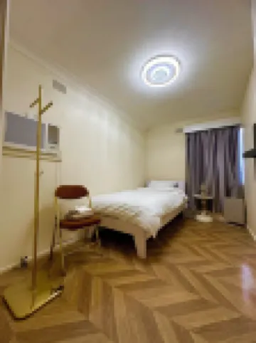 Modern Vintage Single & King size Rooms Hotels in Bankstown