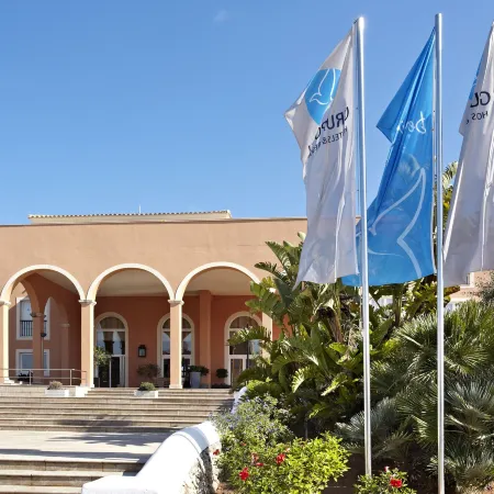 Grupotel Macarella Suites & Spa