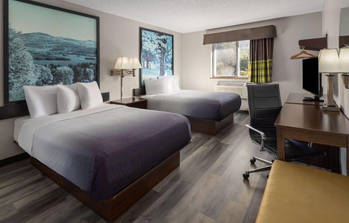Super 8 by Wyndham Latham/Albany Airport