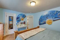 Pet-Friendly Meridian Vacation Rental w/ Fire Pit! - parking