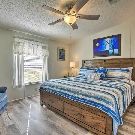 2 Living Rooms: Crescent City Home