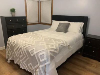 Beautiful Furnished 2 Bedroom House with Garage