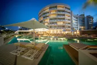 DoubleTree by Hilton Cairns - Beach