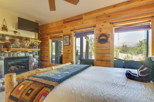 Alma Mountain Getaway w/ Private Hot Tub & Views - 무료 와이파이